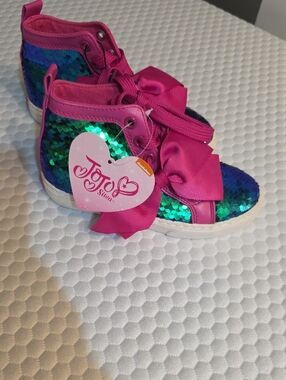 JoJo Siwa Nickelodeon Girls Rainbow Sequin High Top Sneakers Bow NWT Size 13